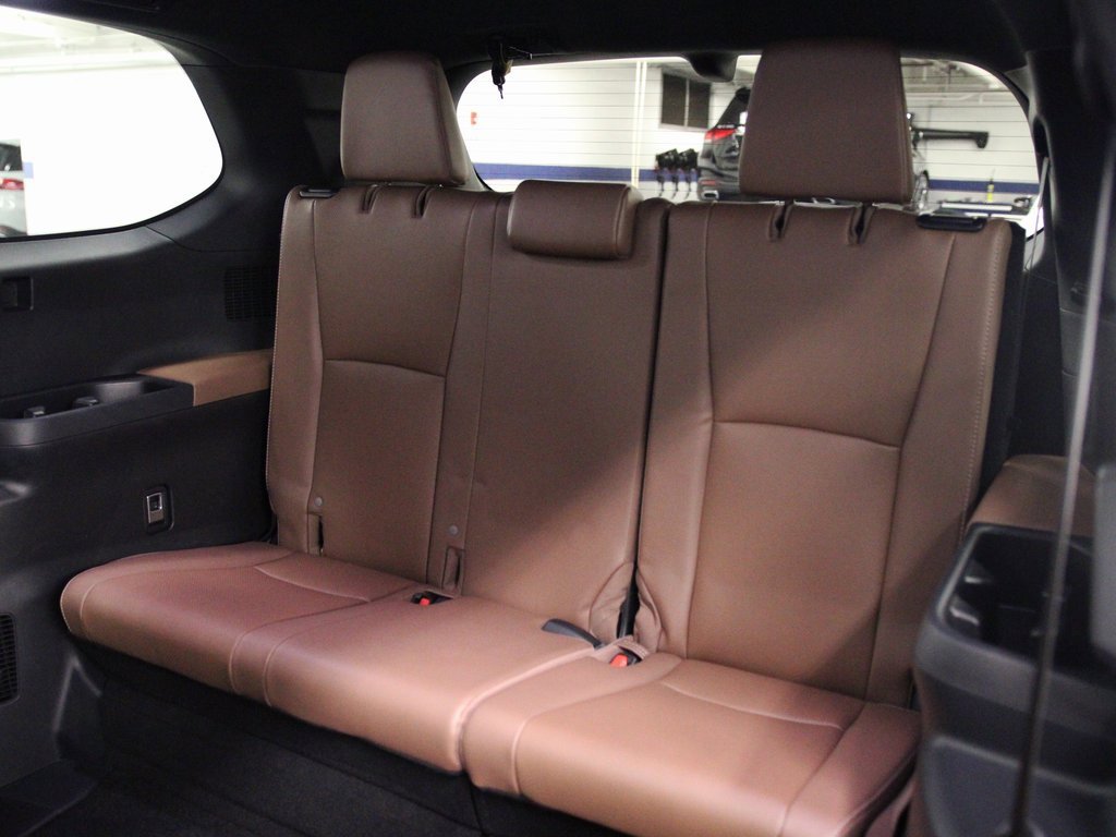 Used 2024 Toyota Grand Highlander AWD Hybrid image 20