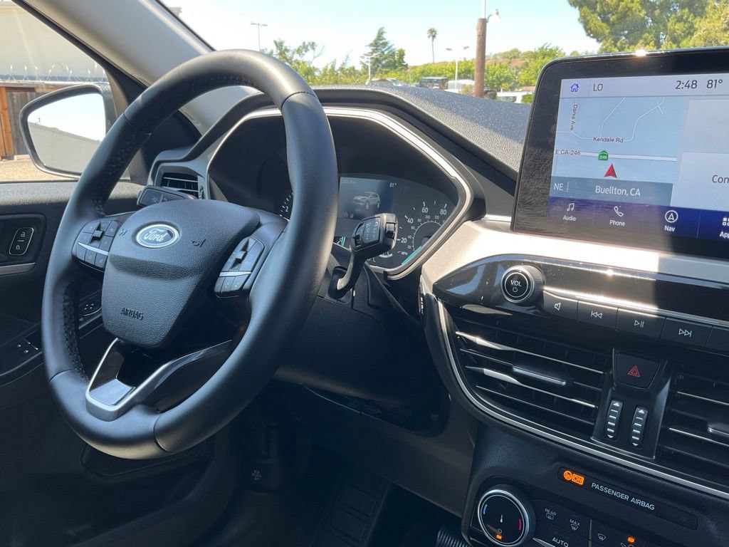 Used 2022 Ford Escape SE w/ SE Sport Appearance Package FWD image 36