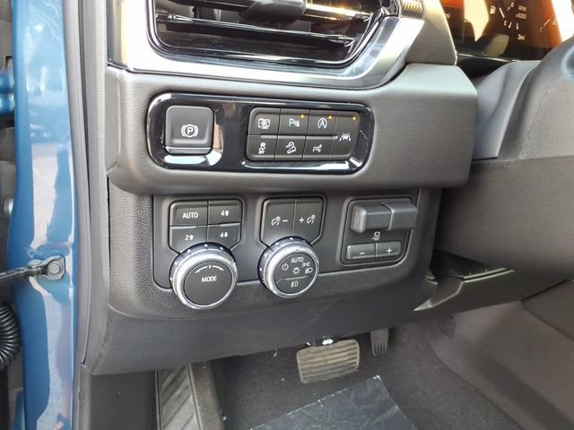 New 2026 GMC Yukon XL Elevation w/ Elevation Premium Package AWD/4WD image 32