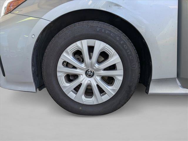 Certified 2021 Toyota Prius LE FWD image 13