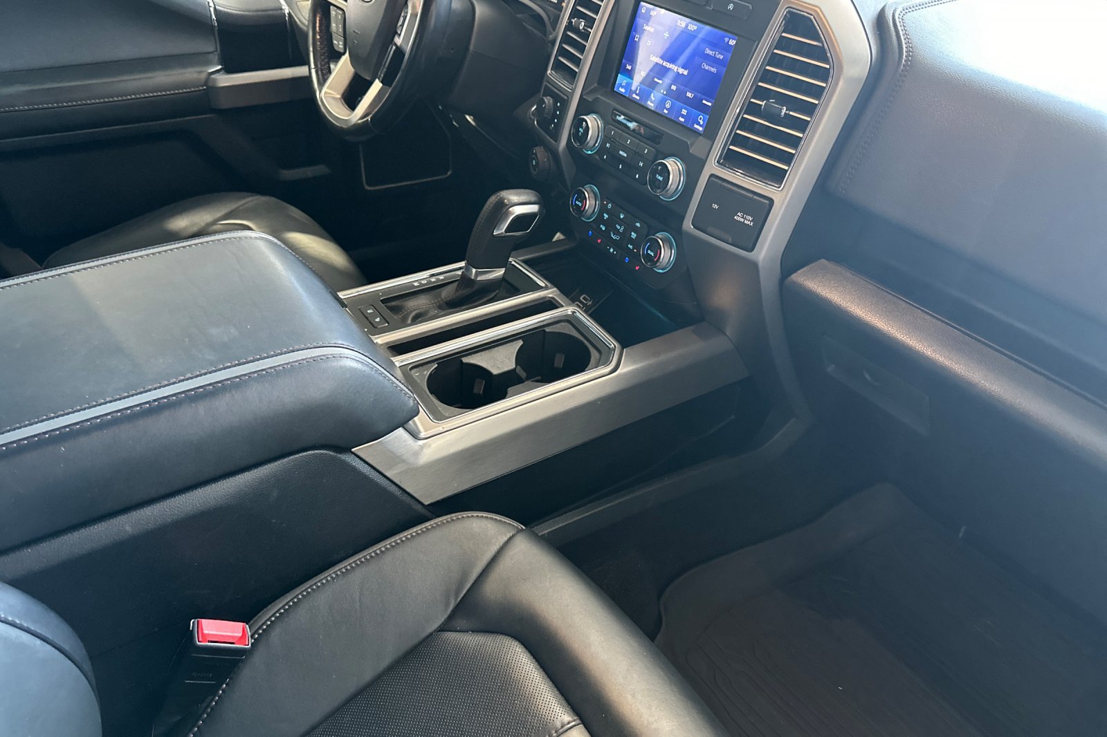 Used 2020 Ford F150 Platinum w/ Technology Package AWD/4WD image 16