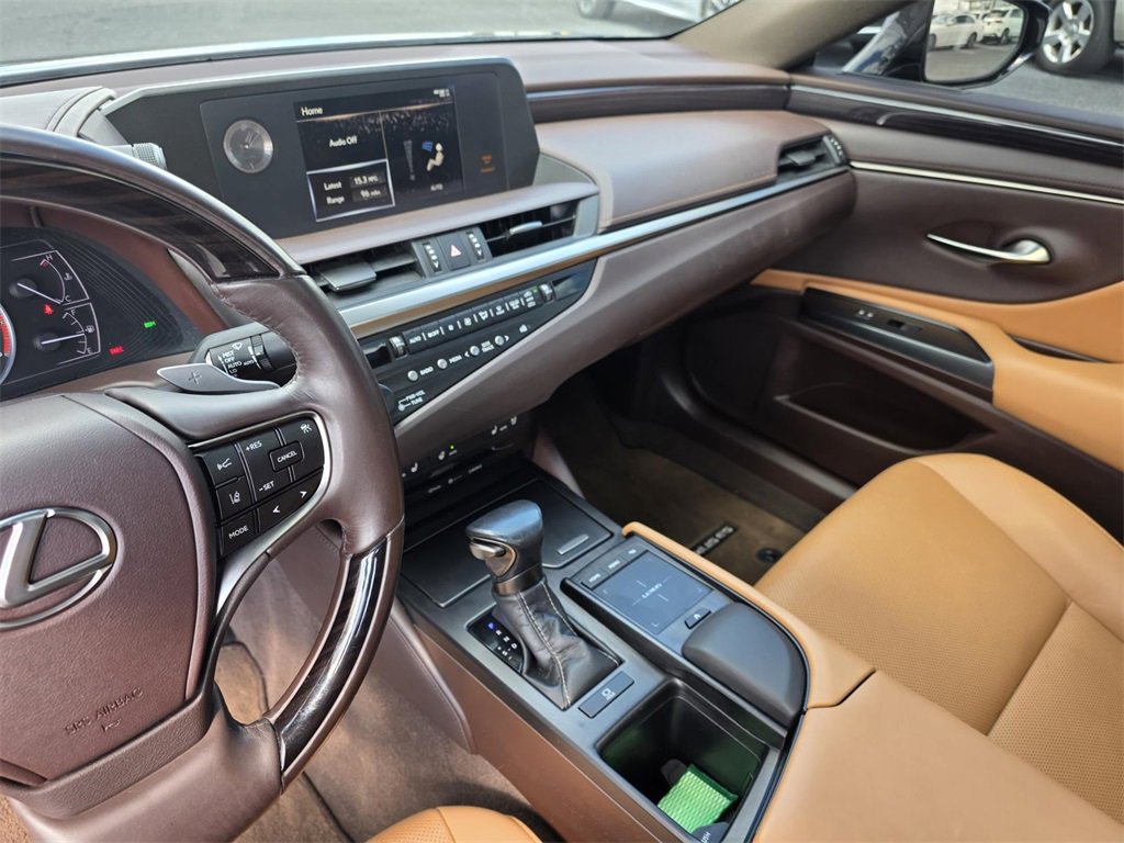 Used 2020 Lexus ES 350 w/ Premium Package image 22