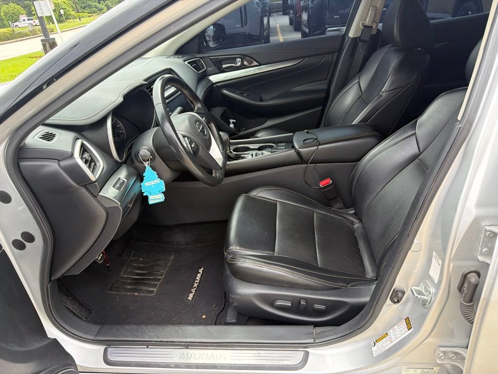 Used 2021 Nissan Maxima 3.5 SV w/ Floor Mat Group FWD image 12