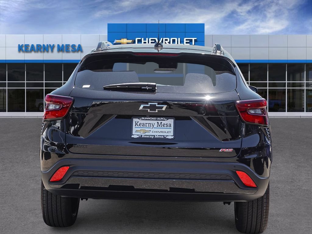 New 2026 Chevrolet Trax RS w/ Driver Confidence Package FWD image 5