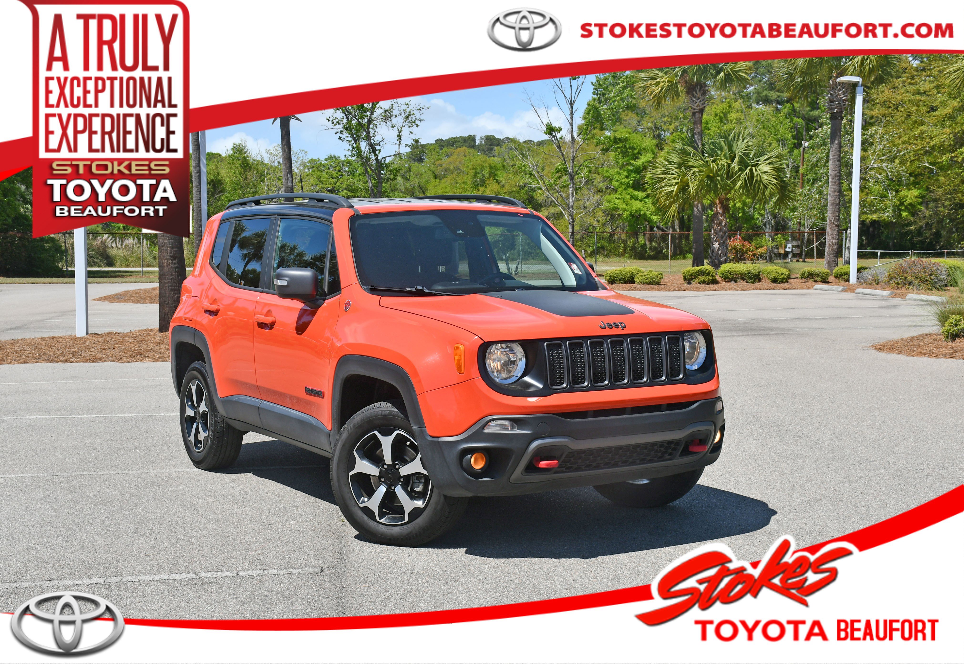 Used 2021 Jeep Renegade Trailhawk w/ Trailer Tow Group AWD/4WD image 1