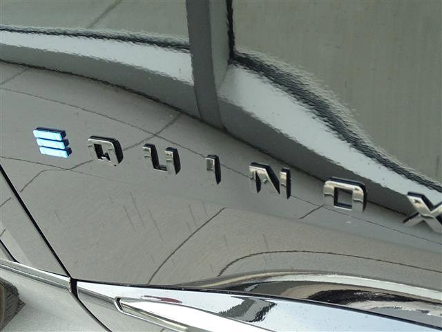 Used 2024 Chevrolet Equinox EV RS image 8