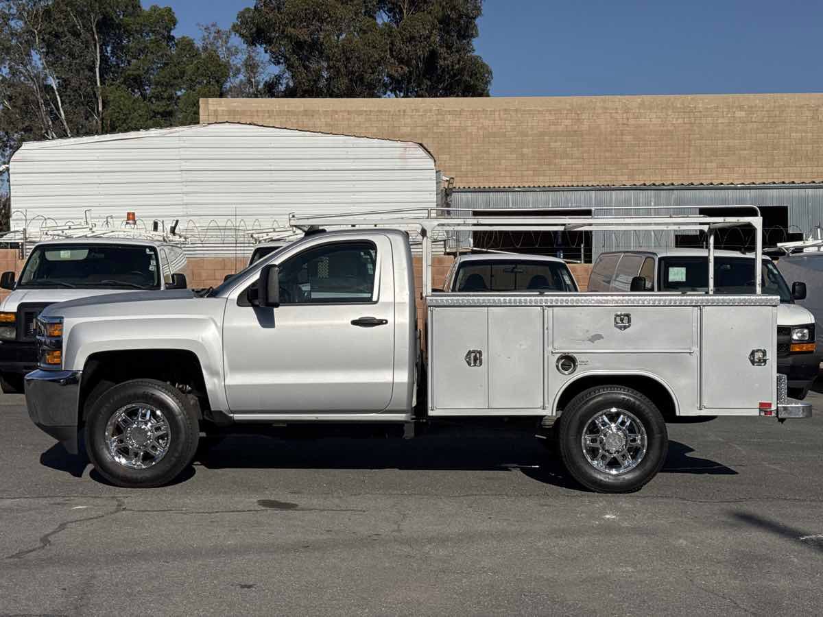 Used 2018 Chevrolet Silverado 2500 W/T RWD image 4