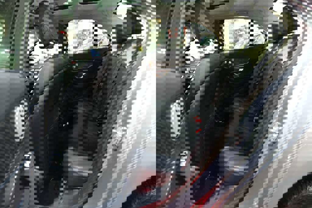 Used 2015 Mercedes-Benz C 300 4MATIC Sedan image 22