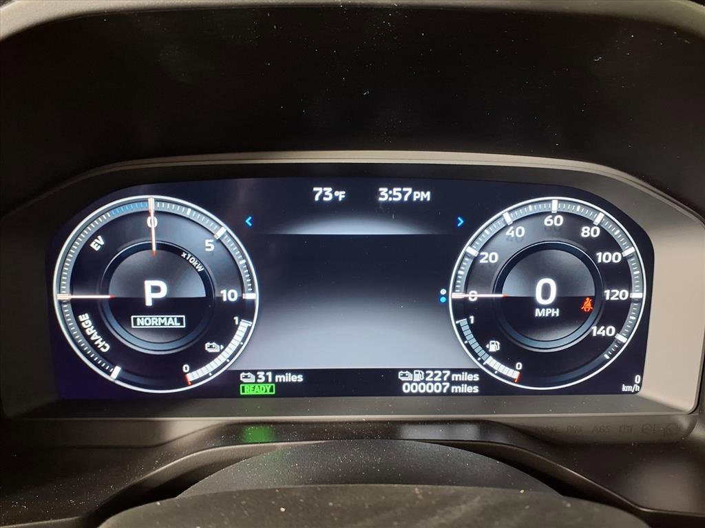 New 2025 Mitsubishi Outlander SEL image 24