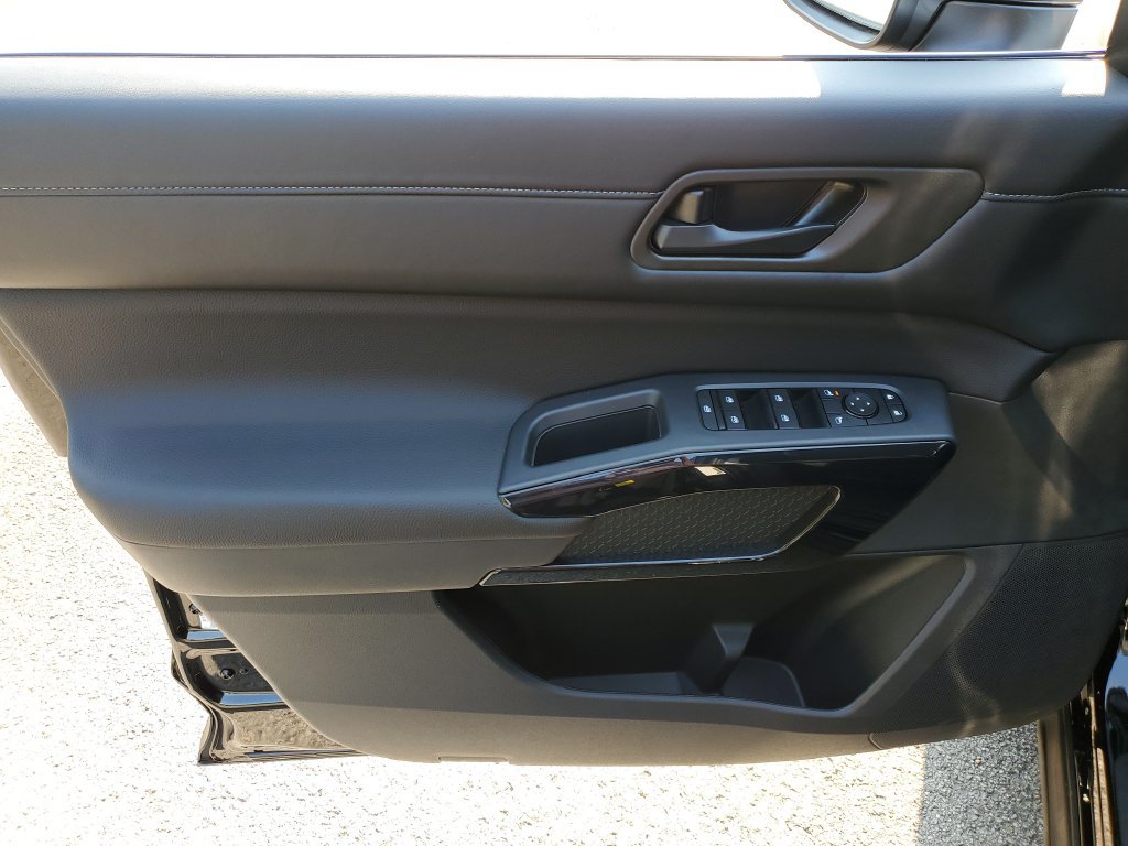 New 2026 Nissan Pathfinder SV FWD image 16