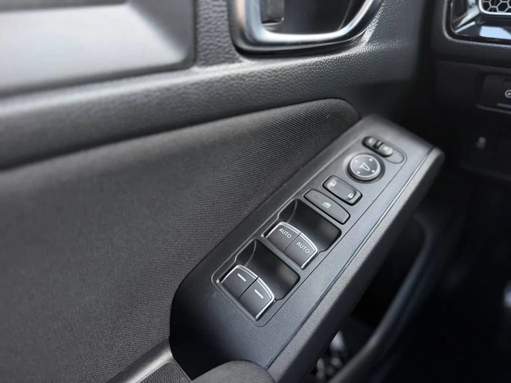 Used 2025 Honda Civic LX image 9