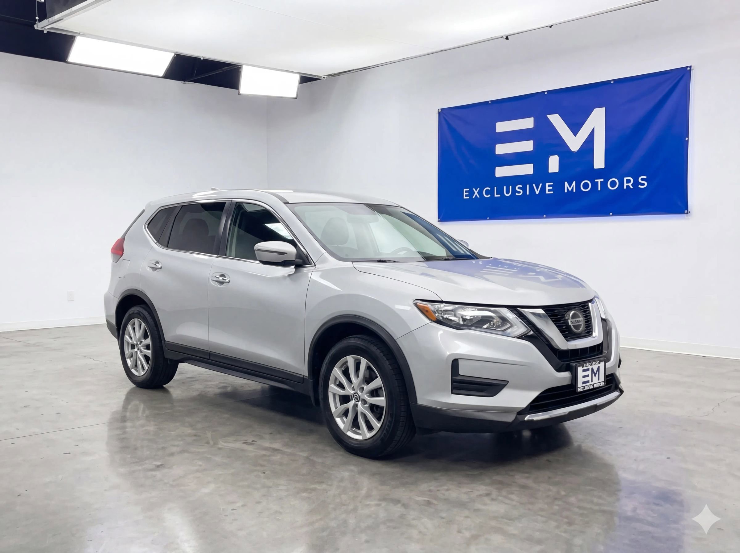 Used 2018 Nissan Rogue Sport S w/ S Appearance Package FWD image 1