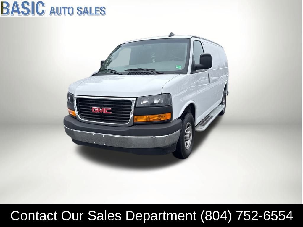 Used 2024 GMC Savana 2500 w/ Driver Convenience Package image 2