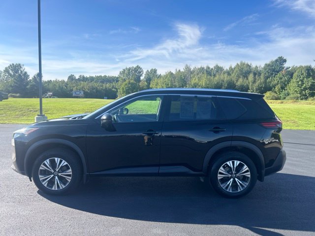 Used 2021 Nissan Rogue SV AWD/4WD image 3