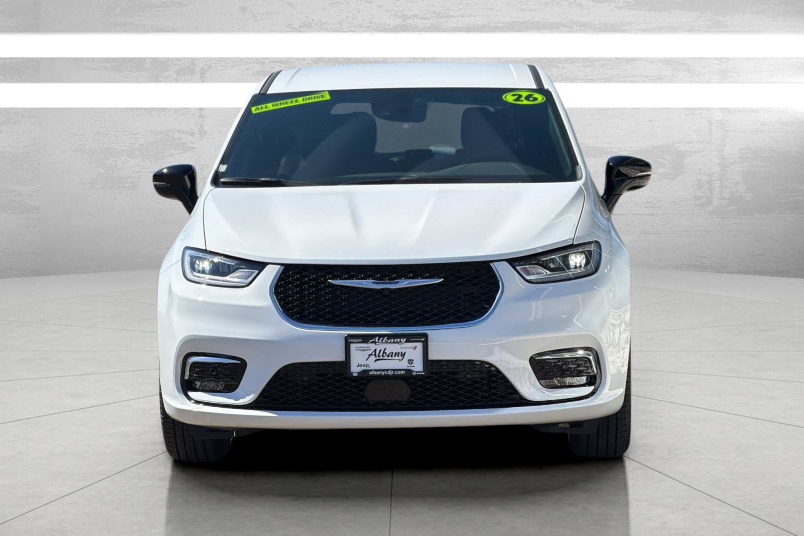New 2026 Chrysler Pacifica Select AWD/4WD image 3