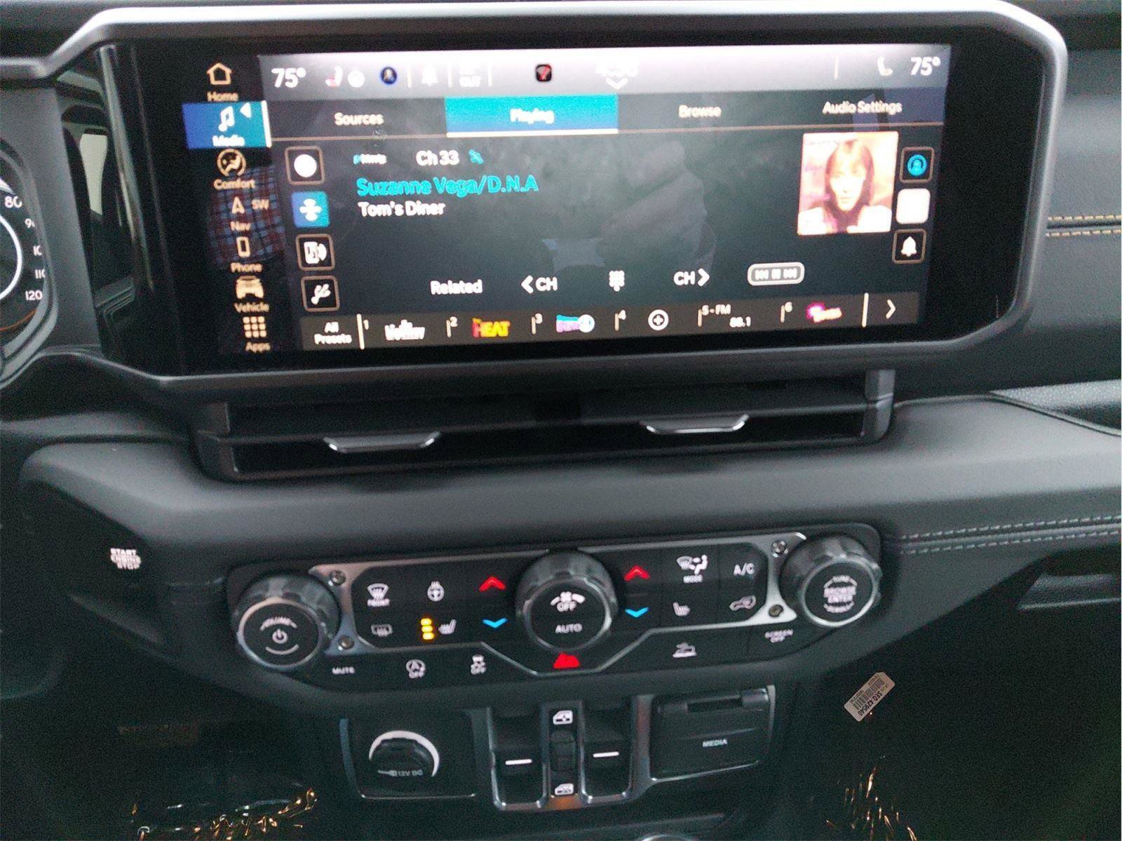 New 2026 Jeep Wrangler Sahara w/ Technology Group image 34