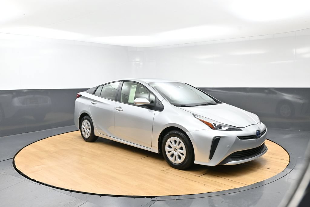Used 2022 Toyota Prius LE FWD image 8