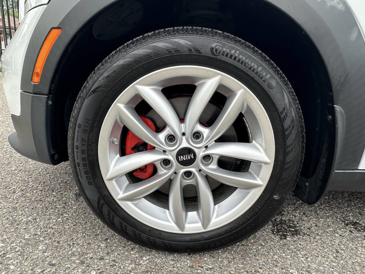 Used 2014 MINI Cooper Paceman S image 11