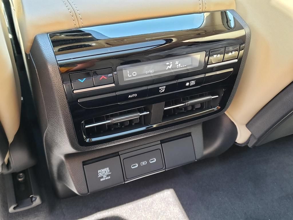 New 2026 Acura MDX w/ Technology Package AWD/4WD image 7