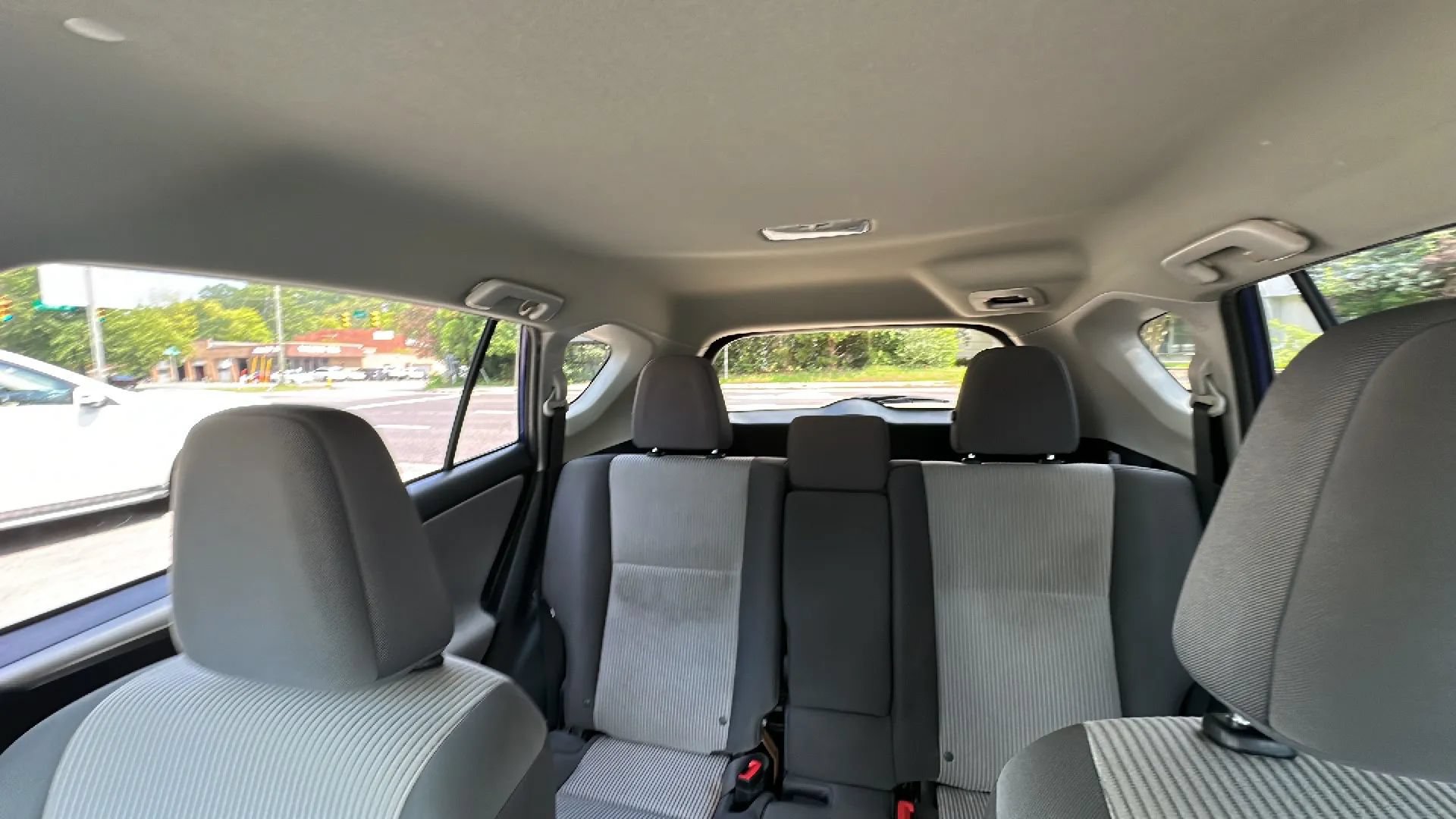 Used 2015 Toyota RAV4 LE AWD/4WD image 15