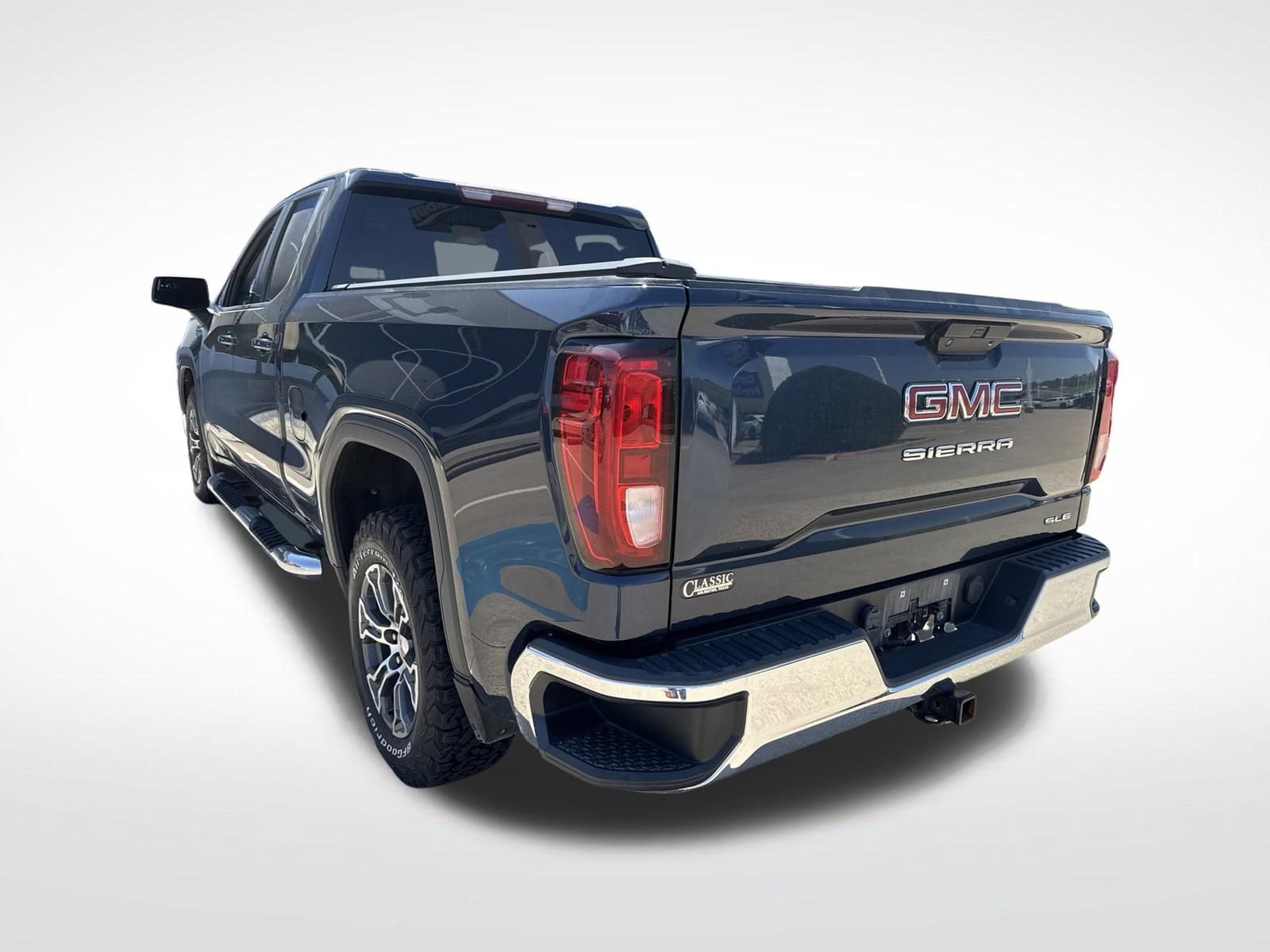 Used 2020 GMC Sierra 1500 SLE w/ SLE Value Package RWD image 8