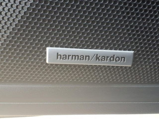 Used 2025 Subaru Outback Limited XT image 25