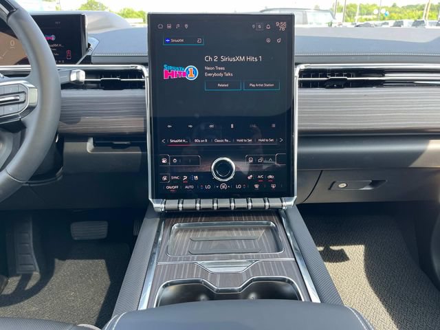 New 2025 GMC Sierra EV Denali AWD/4WD image 17
