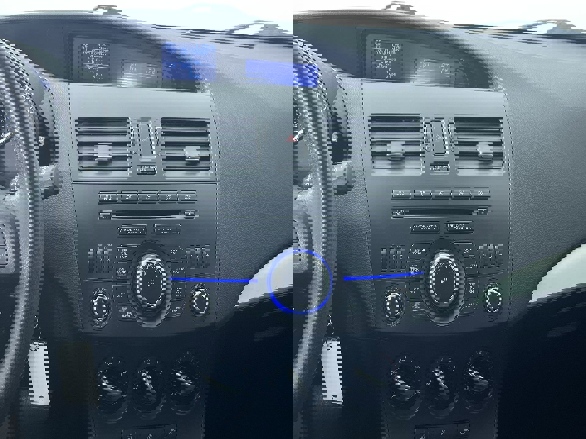 Used 2012 MAZDA MAZDA3 i Touring image 17