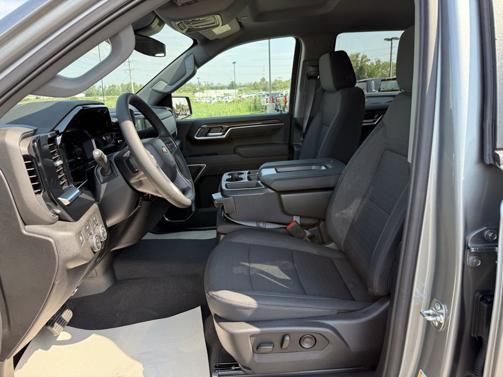 New 2026 Chevrolet Silverado 1500 LT image 11