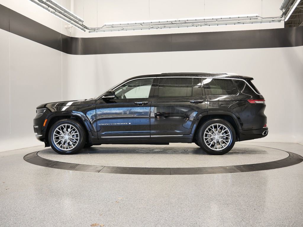 Certified 2022 Jeep Grand Cherokee L Summit w/ Advanced Protech Group IV image 2