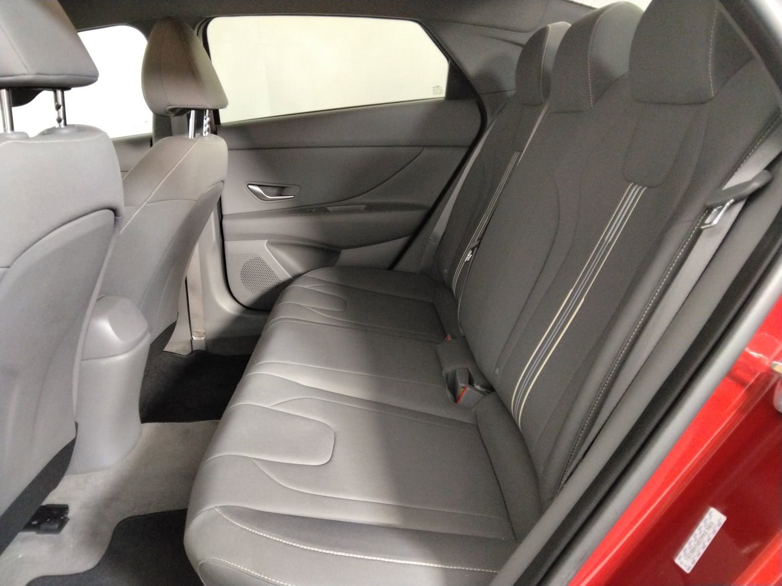 Used 2023 Hyundai Elantra SEL w/ Convenience Package image 25