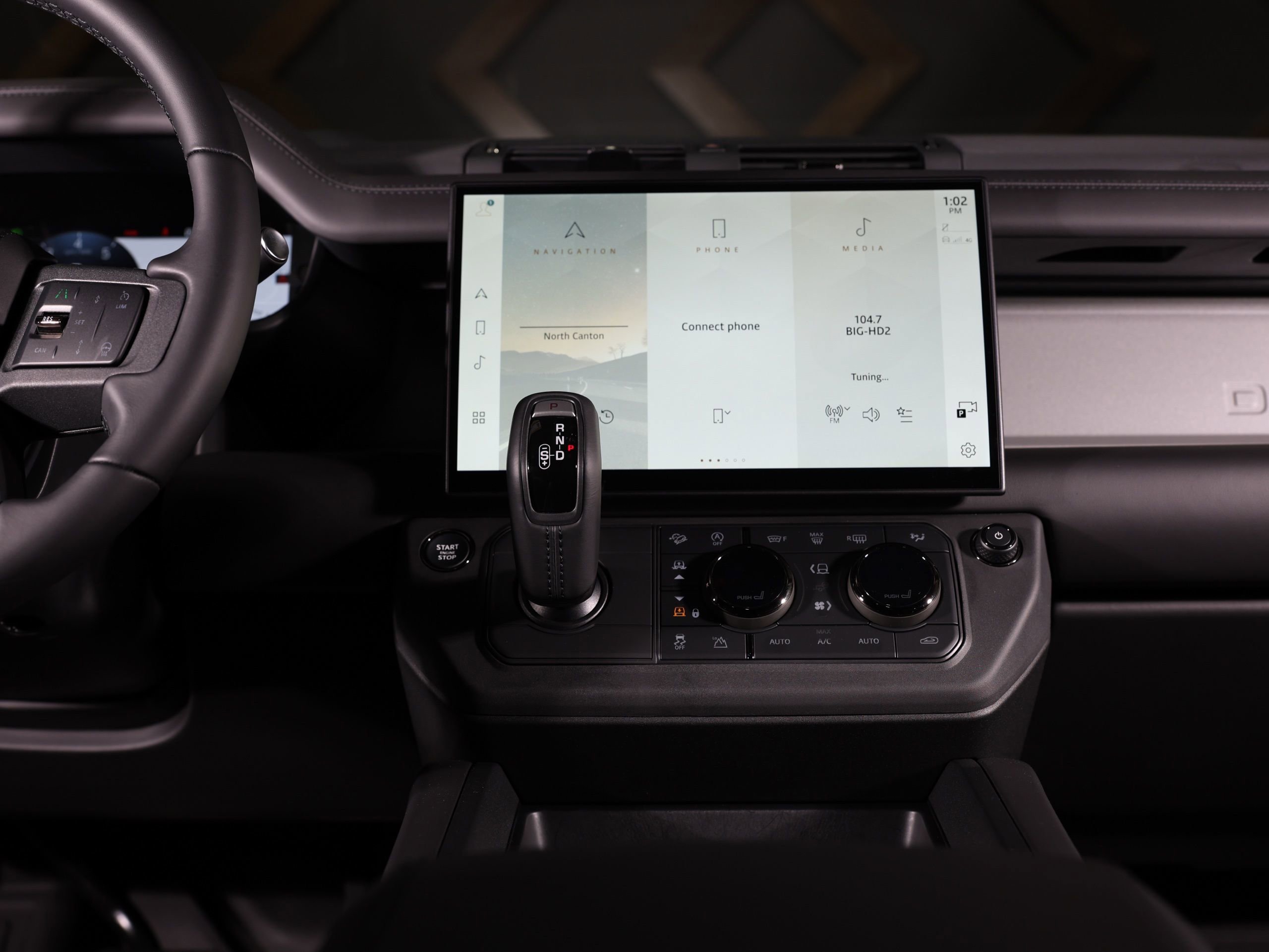 Used 2026 Land Rover Defender 110 image 42