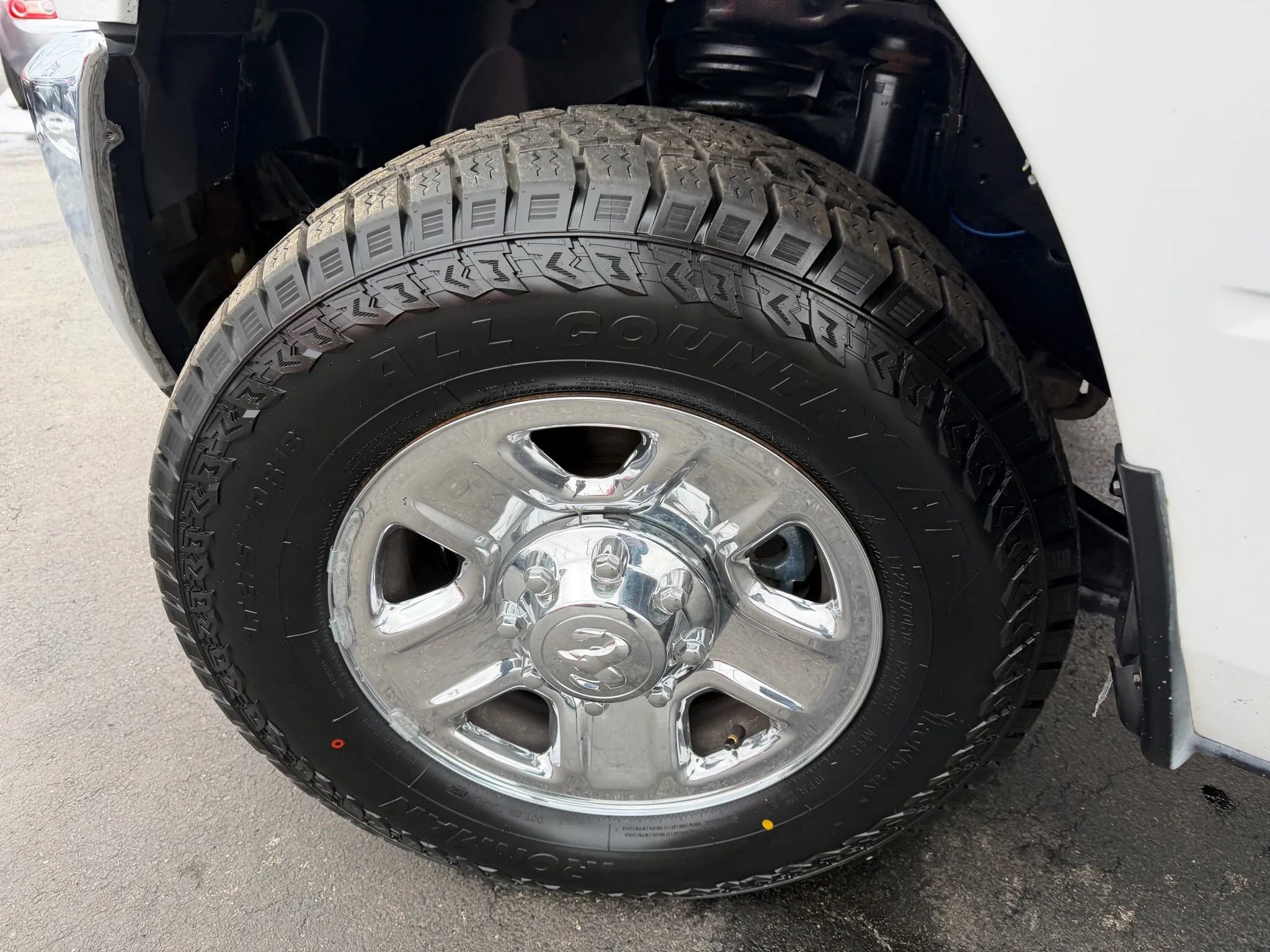 Used 2017 RAM 3500 Tradesman w/ Chrome Appearance Group image 39