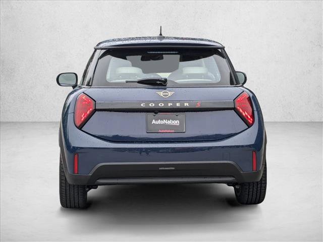 Certified 2025 MINI Cooper S image 5