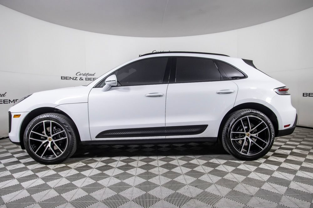 Used 2024 Porsche Macan w/ Premium Plus Package AWD/4WD image 8