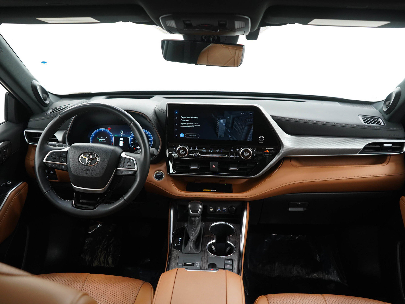 Used 2025 Toyota Highlander Platinum AWD/4WD image 13