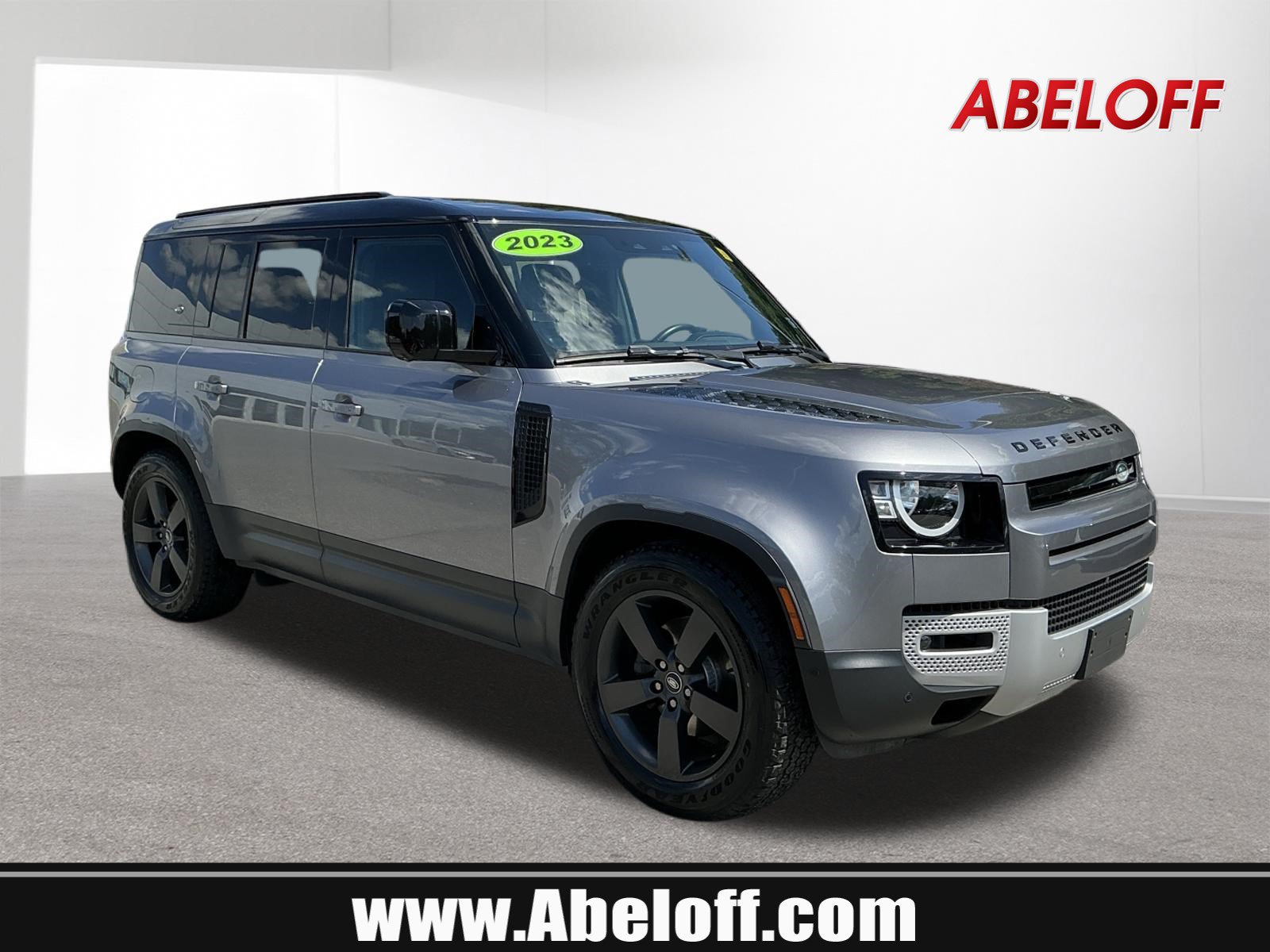 Used 2023 Land Rover Defender 110 S AWD/4WD image 1