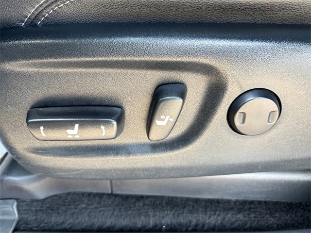 Used 2022 Toyota 4Runner SR5 Premium image 16