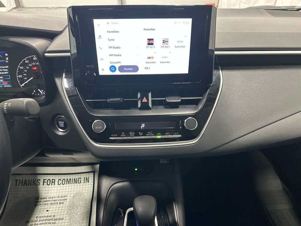 Used 2025 Toyota Corolla LE w/ LE Premium Package image 25