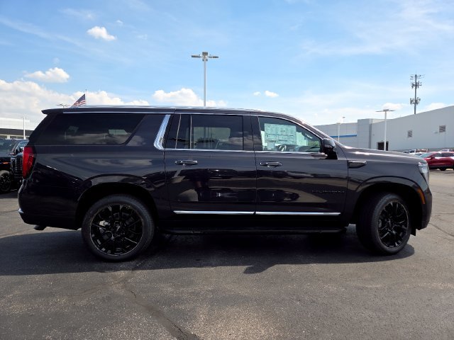 New 2026 GMC Yukon XL Elevation w/ Elevation Premium Package AWD/4WD image 20