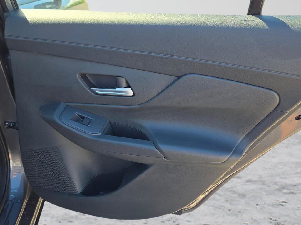 New 2026 Nissan Sentra SV w/ SV Convenience Package FWD image 10
