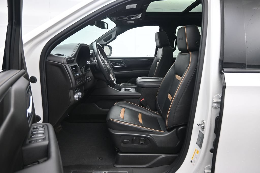 Used 2021 GMC Yukon XL AT4 AWD/4WD image 18