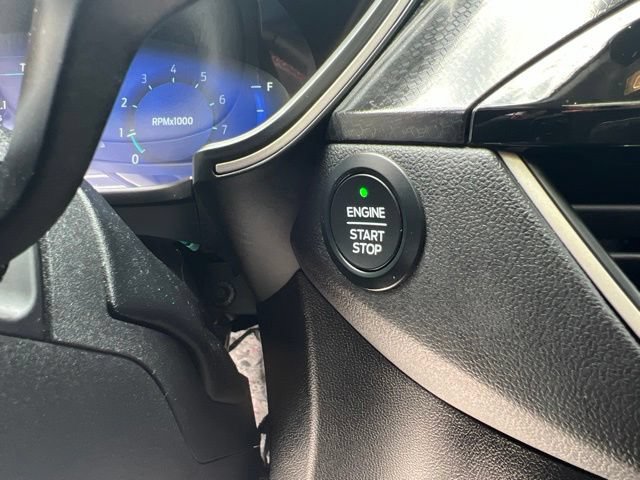 Used 2021 Ford Escape SEL w/ SEL Stealth AWD Package image 31