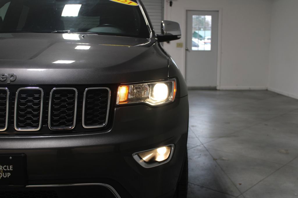 Used 2021 Jeep Grand Cherokee Limited w/ Trailer Tow Group IV image 55