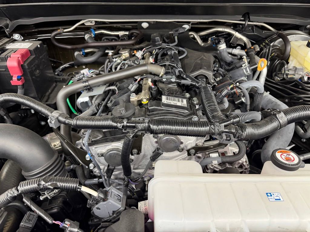 Certified 2026 Toyota Tacoma SR5 AWD/4WD image 38