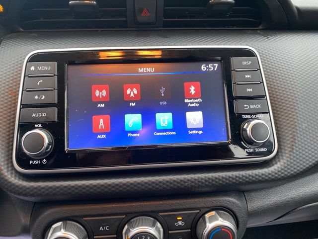 Used 2023 Nissan Kicks S FWD image 12