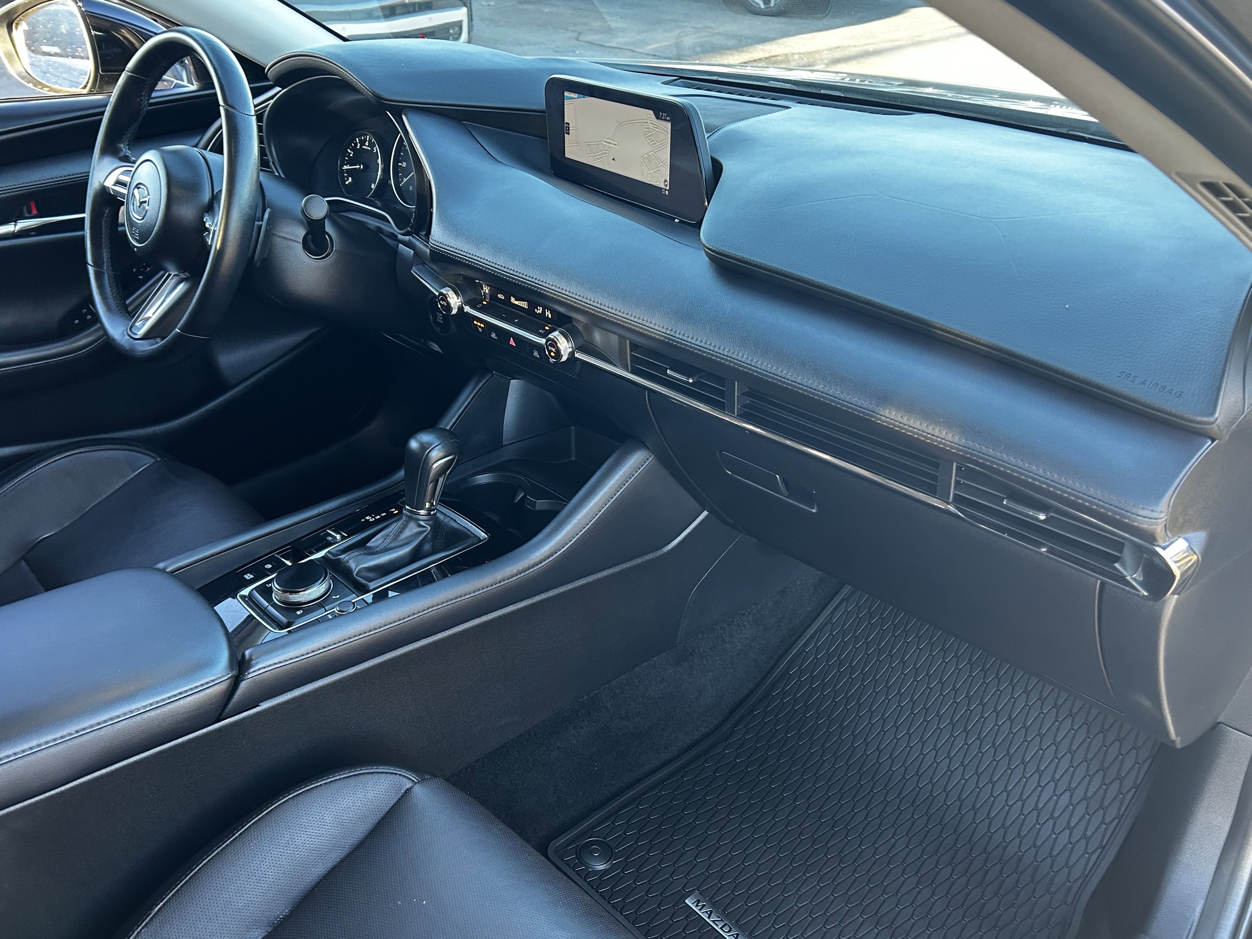 Used 2023 MAZDA MAZDA3 s image 11