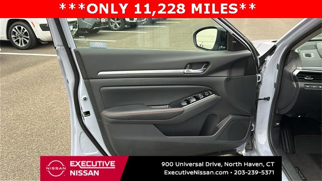 Certified 2024 Nissan Altima 2.5 SR image 8