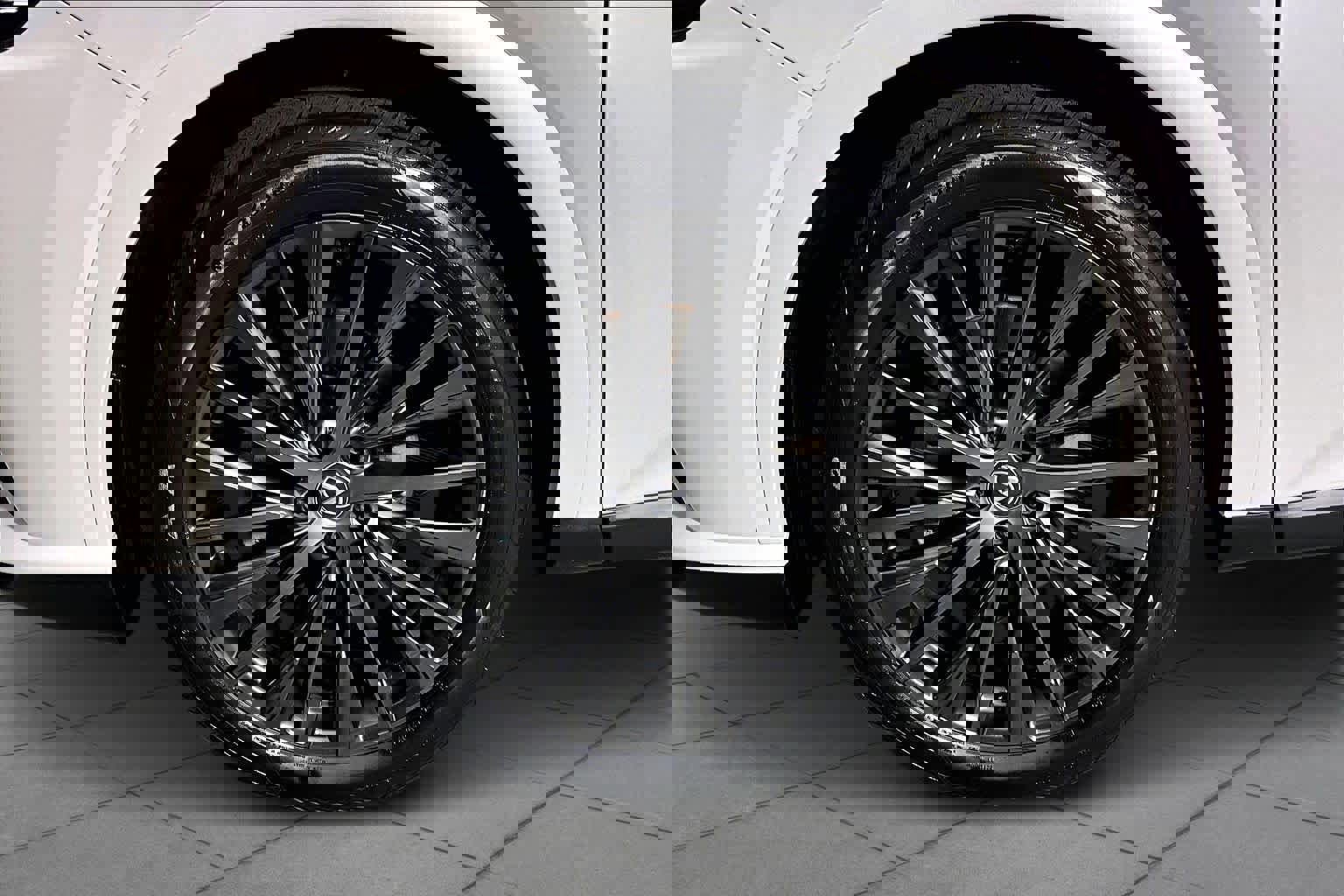 Used 2023 Lexus RX 350 FWD image 10