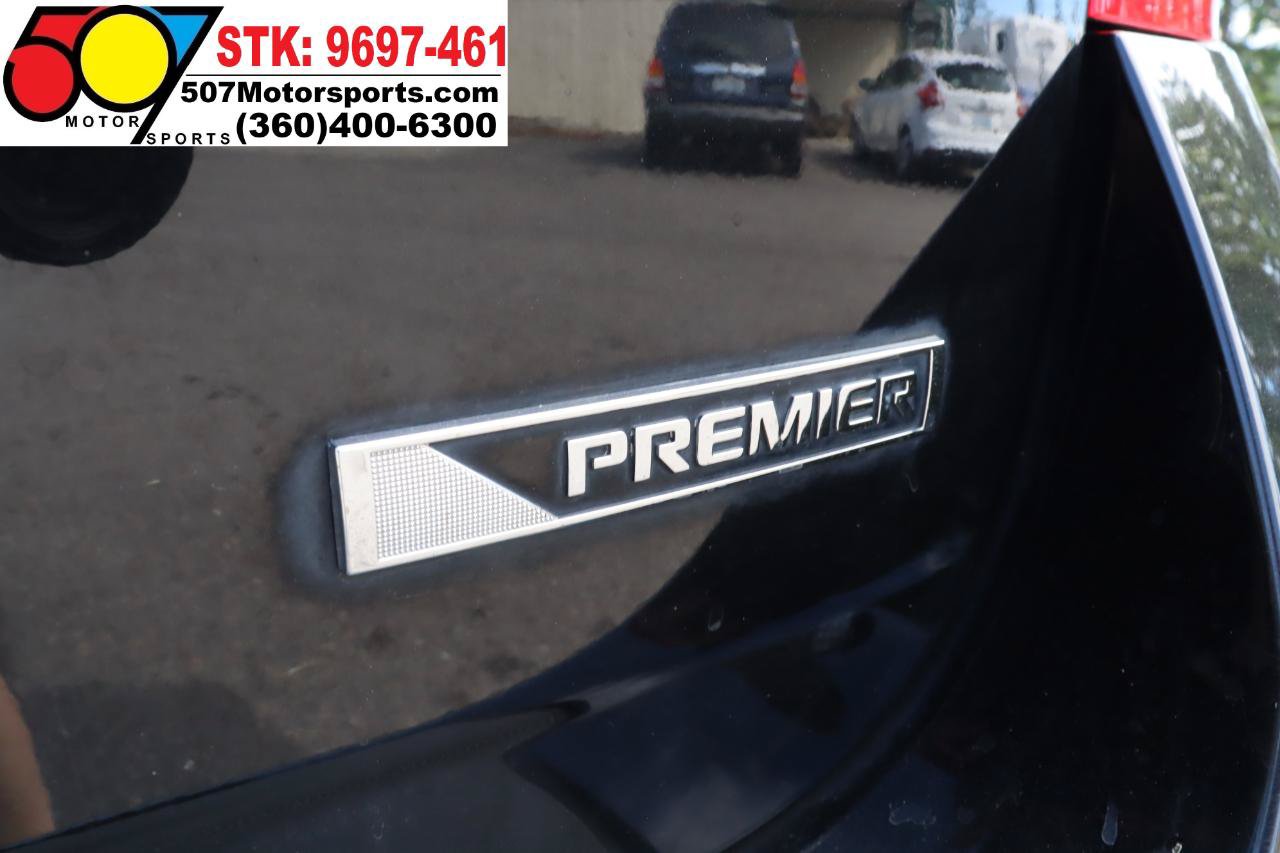 Used 2017 Chevrolet Equinox Premier w/ Enhanced Convenience Package AWD/4WD image 15